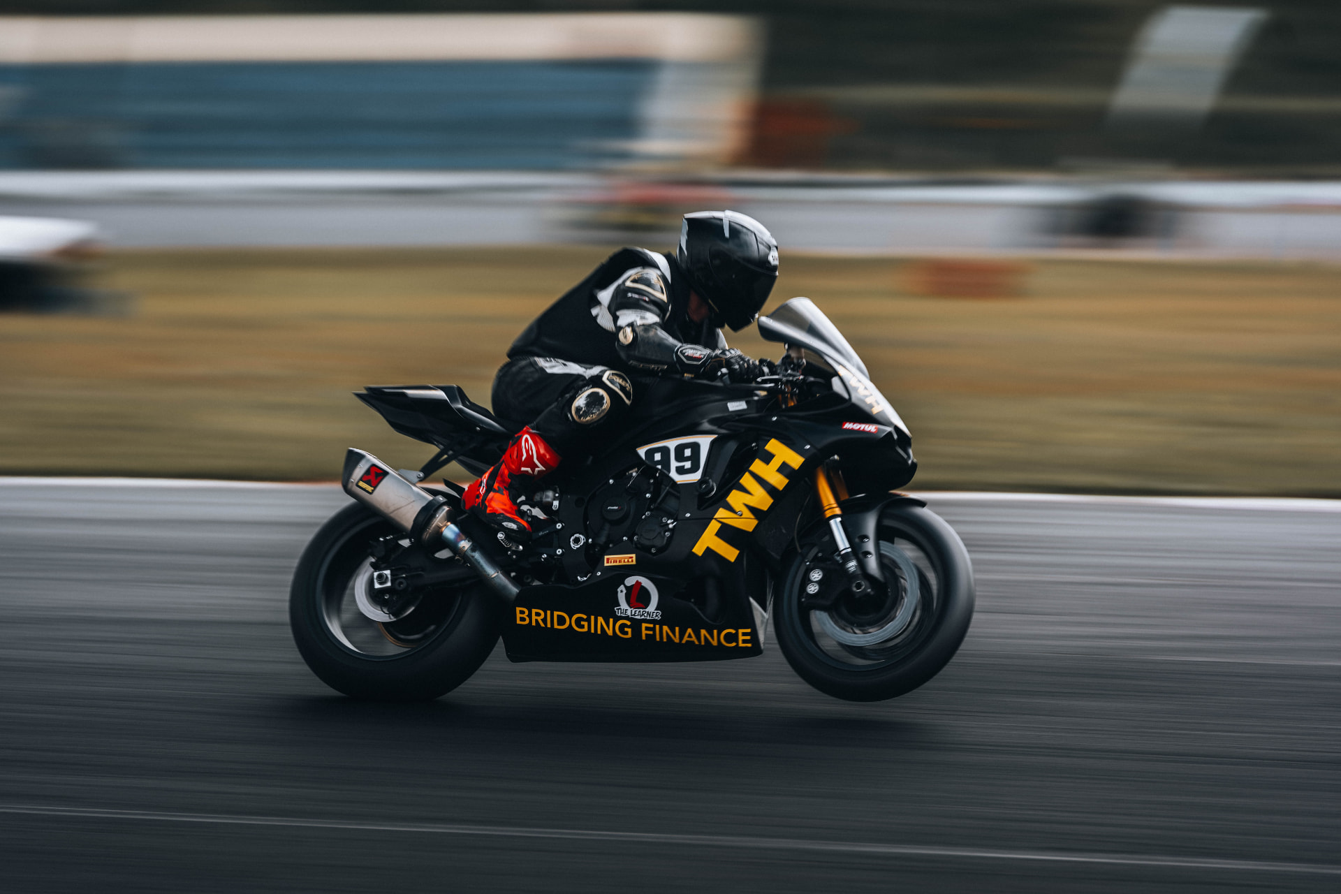 Motorsport photograph by Charles Pitout, Cape Town — image 3